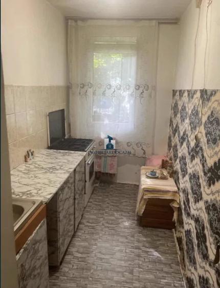 Garsonieră decomandată în Brâncoveanu