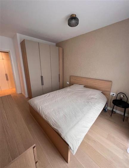 Apartament cu 2 camere semidecomandat, mobilat în Pipera