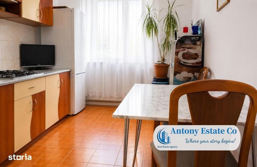 Apartament cu 3 camere semidecomandat în Rogerius