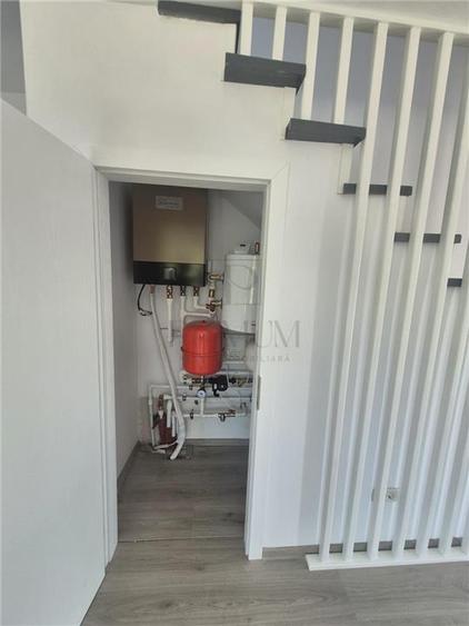 Duplex cu 3 camere cu Teren 350 Mp în Moșnița Nouă