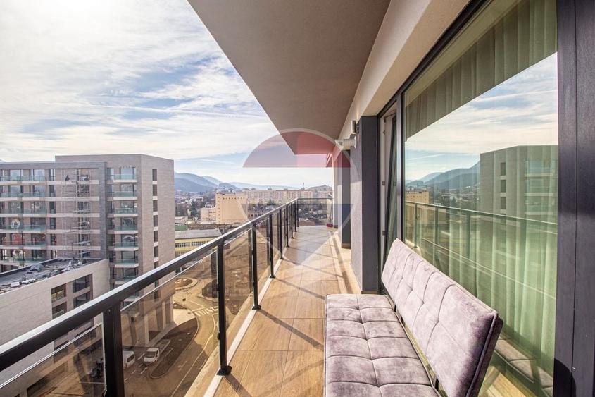 Apartament cu 3 camere decomandat, mobilat în Central