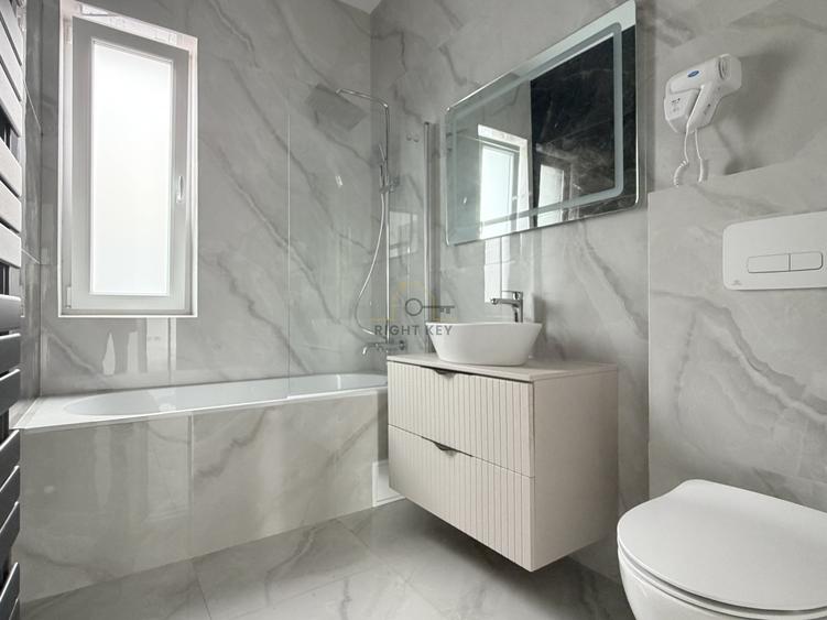 Casă individuală cu 4 camere cu Teren 450 Mp în Domnești