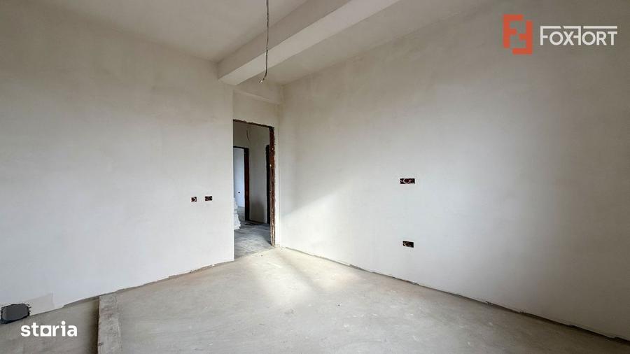 Duplex cu 5 camere de 128 mp utili si teren de 410 mp, zona Giarmata V - 9