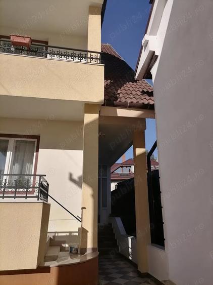 Casă cu 6 camere cu Teren 321 Mp în Central