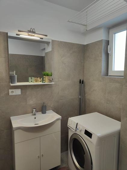 Apartament cu 2 camere decomandat în Cug
