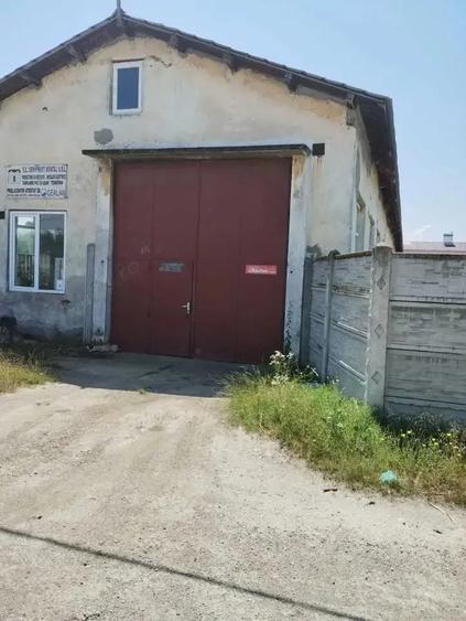 Spațiu comercial, de 1,446 mp, în Filiași