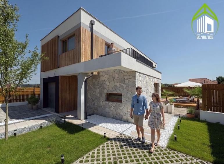 Casă cu 4 camere în Sânnicoară