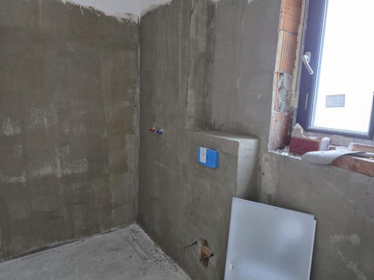 Casă cu 4 camere cu Canalizare în Theodor Pallady