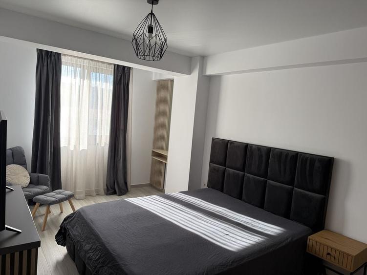 Apartament cu 2 camere în Micro 17