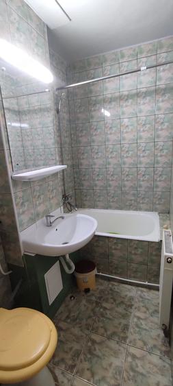 Apartament cu 2 camere nedecomandat în Central