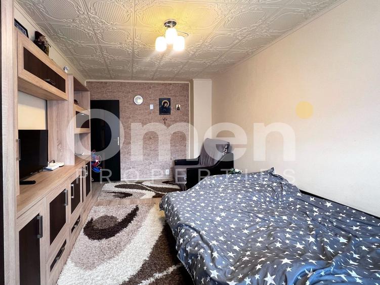 Apartament cu 3 camere semidecomandat, mobilat în Sud-Est