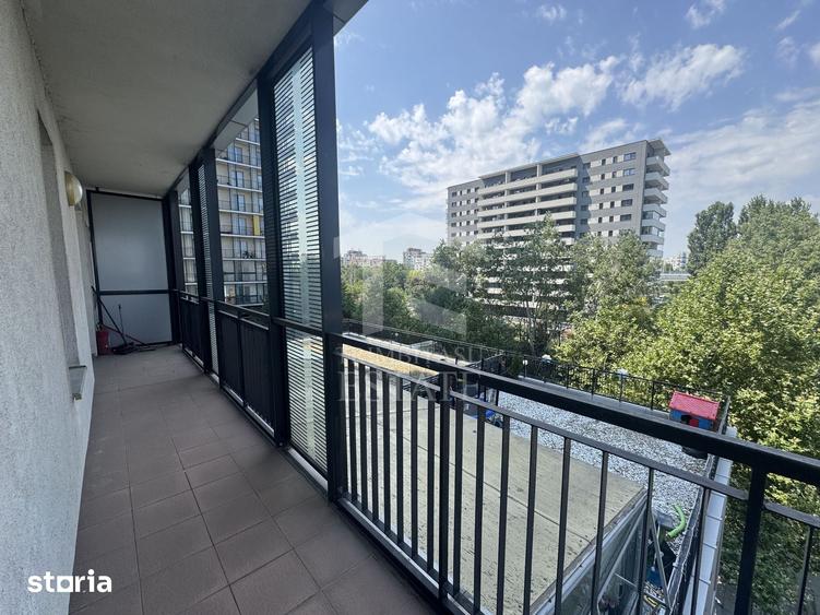 Apartament cu 3 camere în Văcăresti