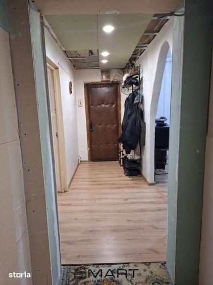 Apartament cu 4 camere decomandat în Feldioara