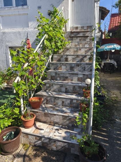 Casă cu 3 camere în Central