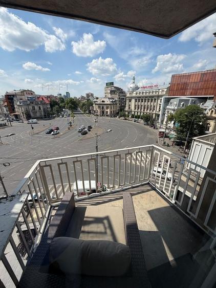 Apartament cu 3 camere semidecomandat în P-ța Romană