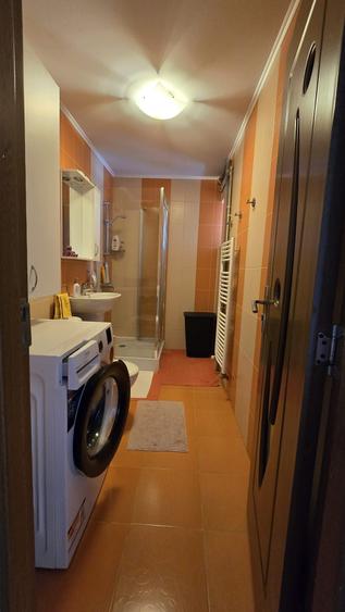 Apartament cu 2 camere decomandat în Exterior Vest