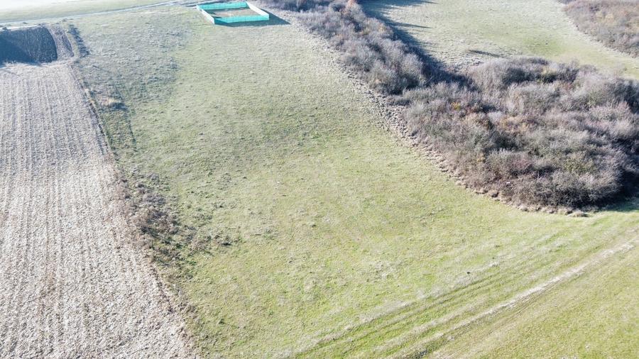 Teren Construcții extravilan de 651 mp, în Rusciori