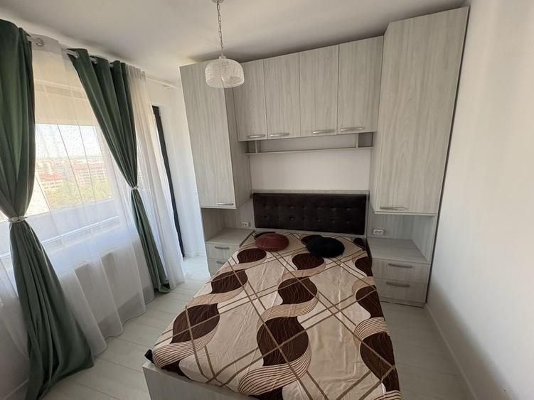 Apartament cu 2 camere decomandat în Nicolina
