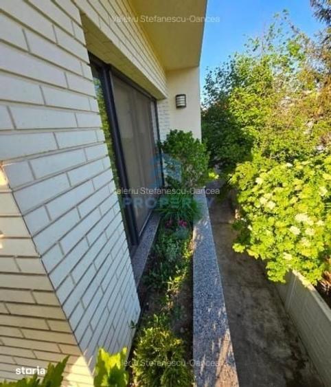 Apartament cu 2 camere decomandat în Jiului