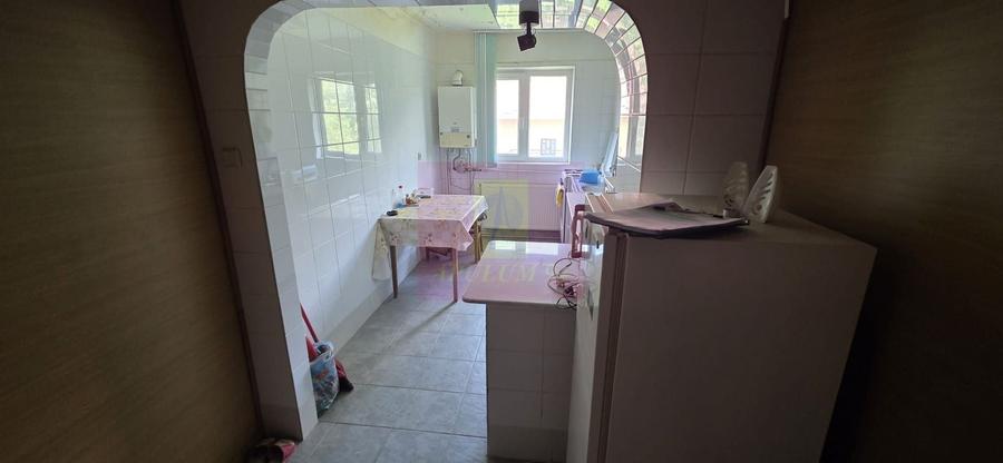 Apartament cu 2 camere semidecomandat în Platoul Izvor