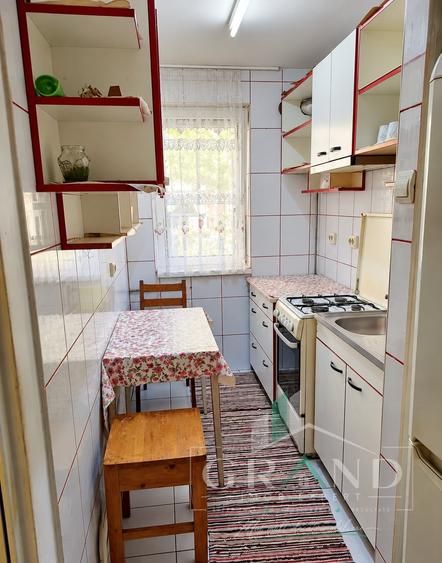 Apartament cu 3 camere semidecomandat, mobilat în Mănăștur