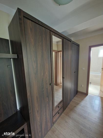 Apartament cu 3 camere în Cetate