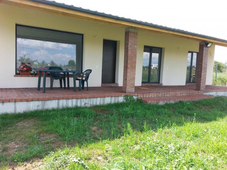 Casă cu 4 camere cu Teren 1500 Mp în Ciolpani