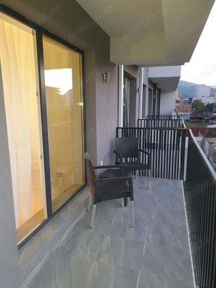 Inchiriez garsoniera premium zona Coresi Privat - 4