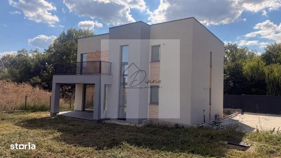 Casă cu 4 camere cu Teren 526 Mp în Corbeanca