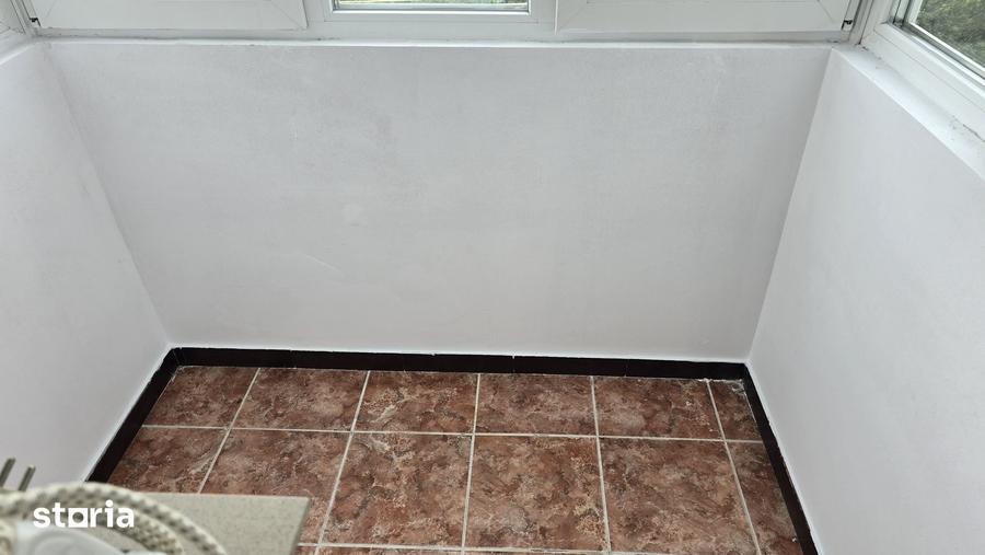 Apartament cu 2 camere semidecomandat în Micro 15