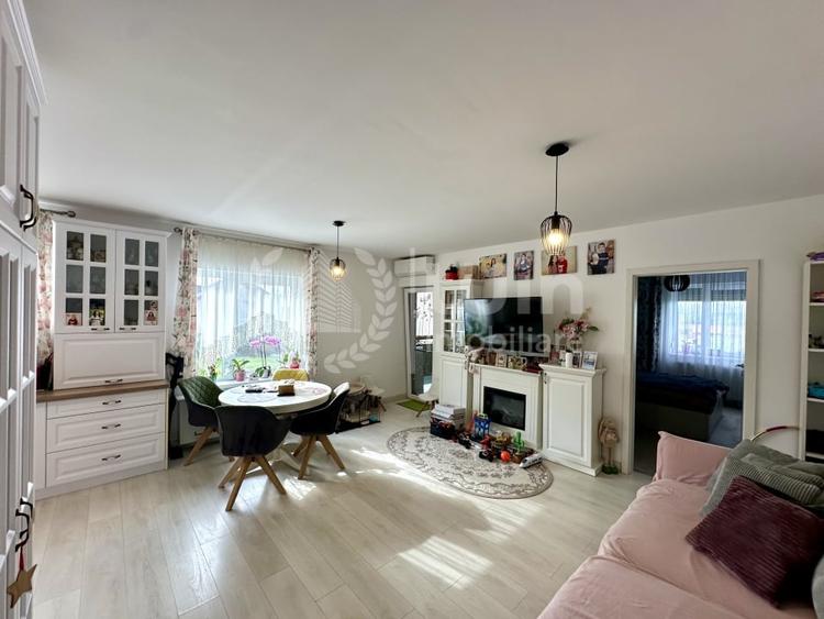 Apartament cu 3 camere semidecomandat, mobilat în Europa