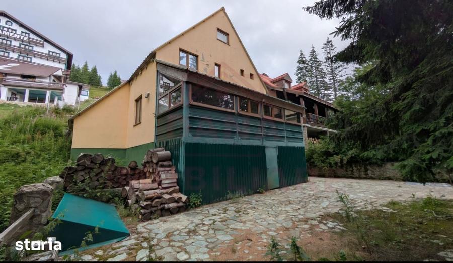 Casă cu 6 camere cu Teren 250 Mp în Turnu Ruieni