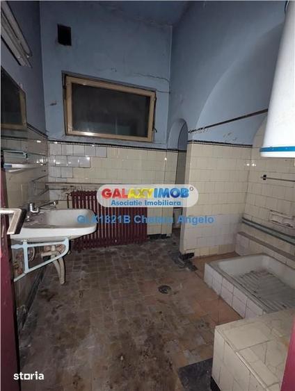 Casă cu 5 camere cu Teren 475 Mp în Centrul Civic