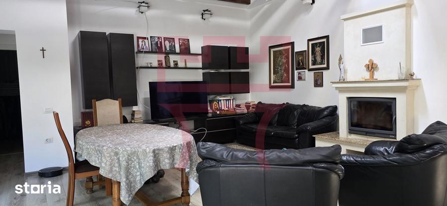 Casa zona Platinia Parcul Mare curte teren 800mp + apartament/ birou - 1