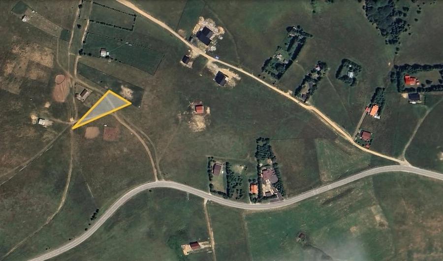 Teren de 1500 mp, în Paltin