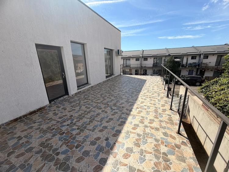 Casă cu 1 camere cu Teren 562 Mp în Central