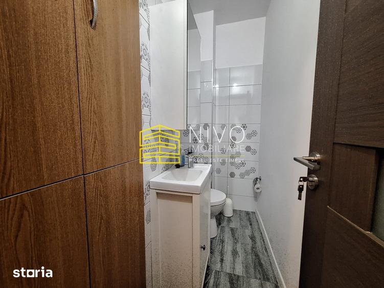 Apartament cu 2 camere decomandat în 22 Decembrie 1989