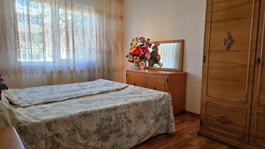 Apartament cu 4 camere decomandat în Dorobanți