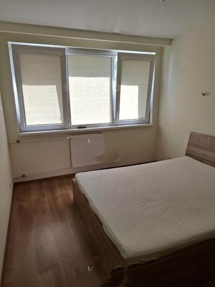 Apartament cu 3 camere decomandat în Obor