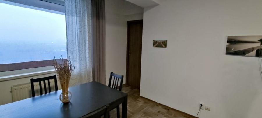 Apartament cu 2 camere decomandat, mobilat în Văcăresti