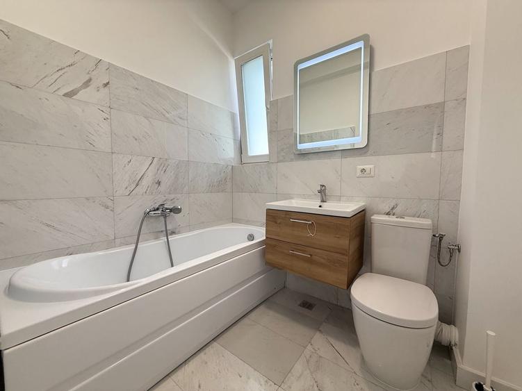 Casă individuală cu 4 camere cu Canalizare în Corbeanca