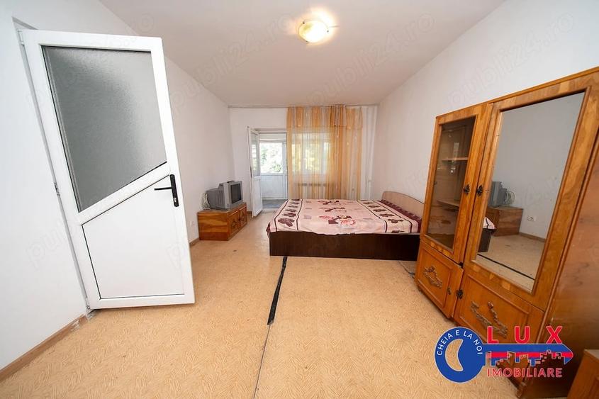 Apartament cu 2 camere decomandat în Babadag