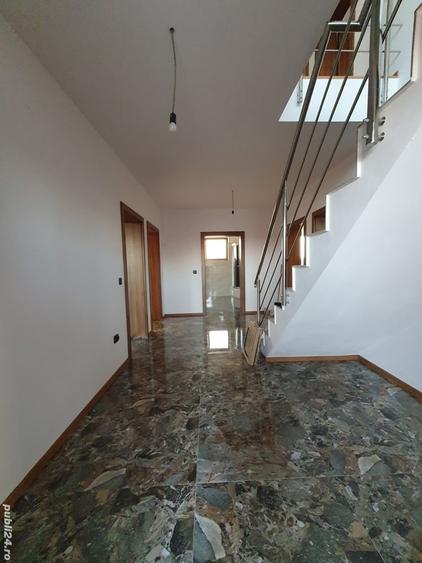 Spațiu comercial, de 450 mp, în Șag