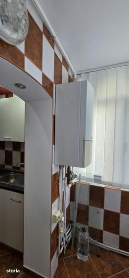 Apartament cu 3 camere în Calea București