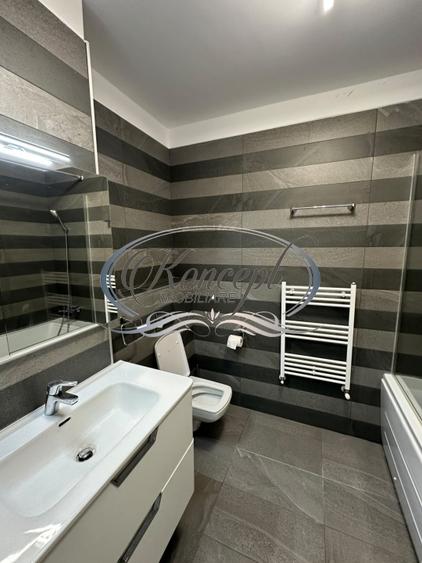 Apartament cu 3 camere semidecomandat, mobilat în Gheorgheni