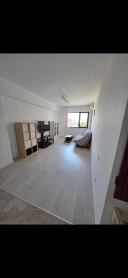 Apartament cu 2 camere semidecomandat, mobilat în Brâncoveanu
