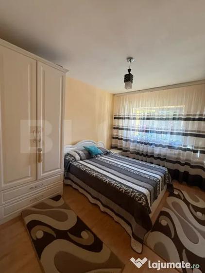 Apartament cu 3 camere decomandat în Obcini