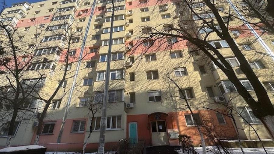 Apartament cu 2 camere decomandat în Est