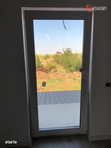 Casă cu 4 camere cu Teren 302 Mp în Plopi