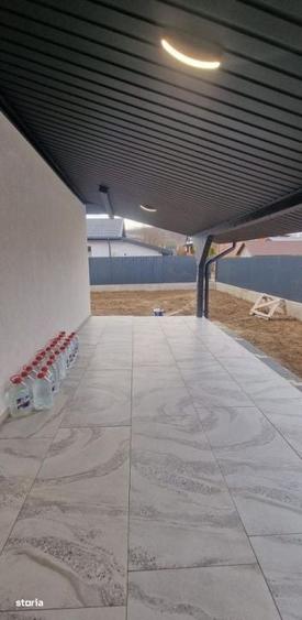 Casă cu 4 camere cu Teren 570 Mp în Hemeiuș